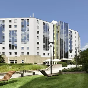 **** Hotel Novina Suedwestpark Germania